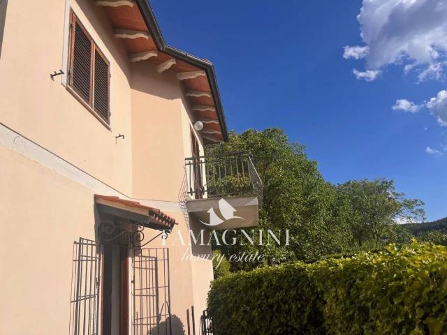 Villa Indipendente in vendita a Valverde, Sarteano