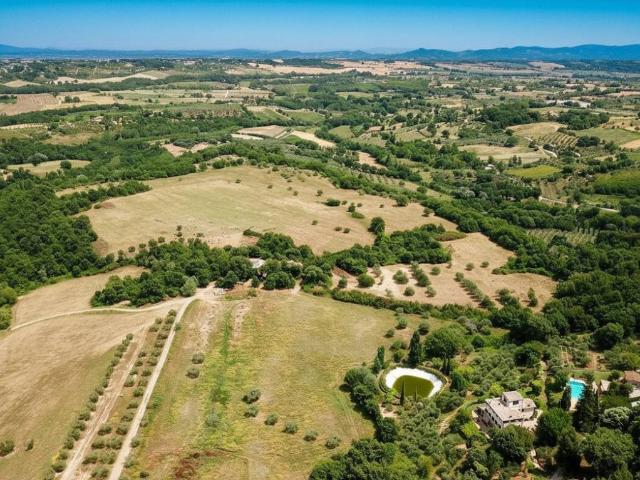 Villa Indipendente in vendita a Sarteano, Toscana