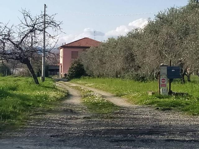 Villa Indipendente in vendita a San Lazzaro, Sarzana