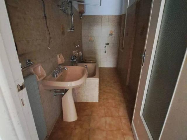 Villa Indipendente in vendita a Sarzana, Liguria