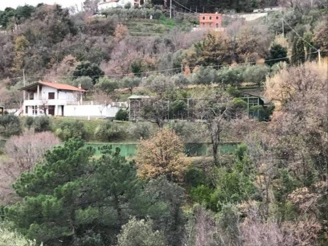 Villa Indipendente in vendita a Sarzana, Liguria