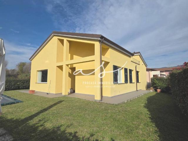 Villa Indipendente in vendita a Grisei, Sarzana