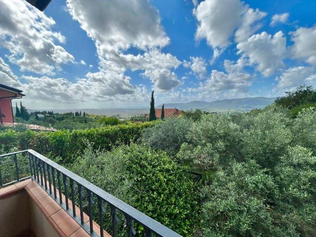 Villa Indipendente in vendita a Sarzana, Liguria