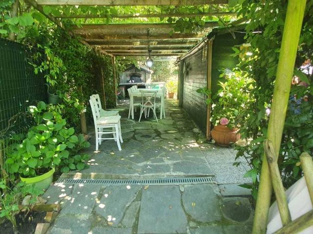 Villa Indipendente in vendita a Nave, Sarzana