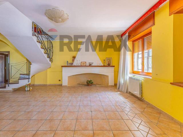Villa Indipendente in vendita a Caniga, Cala Di Volpe