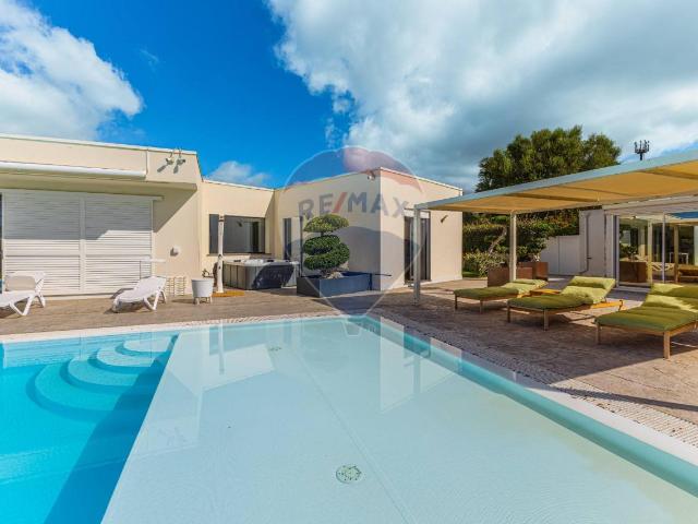 Villa Indipendente in vendita a Cala Di Volpe, Sardigna/Sardegna