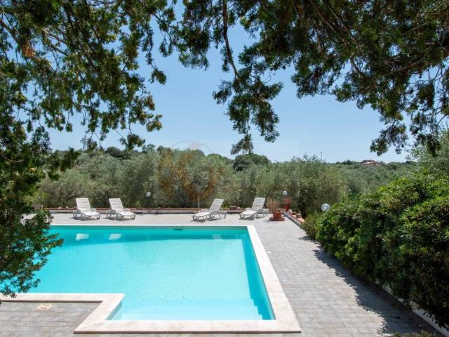 Villa Indipendente in vendita a Cala Di Volpe, Sardigna/Sardegna