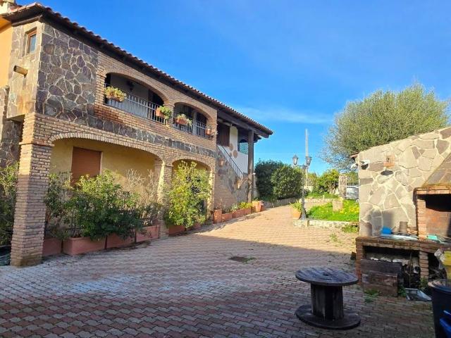 Villa Indipendente in vendita a Luna e Sole, Cala Di Volpe