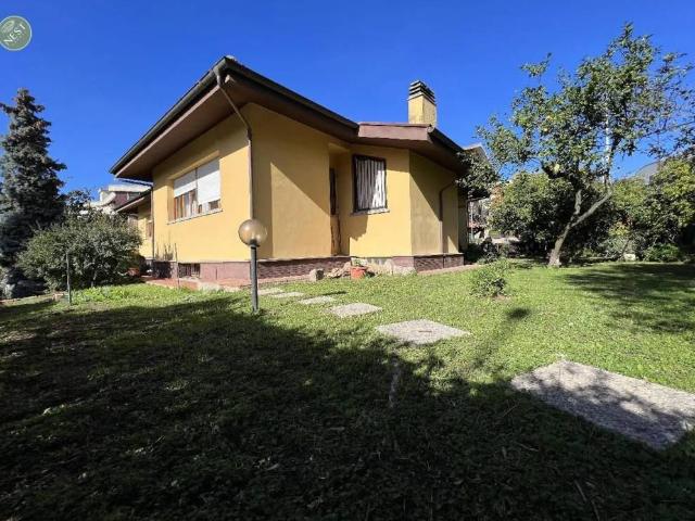 Villa Indipendente in vendita a Luna e Sole, Cala Di Volpe