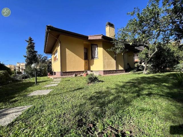 Villa Indipendente in vendita a Luna e Sole, Cala Di Volpe