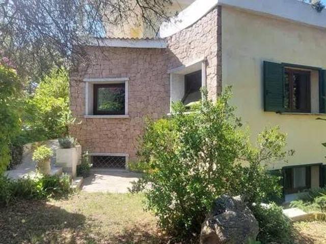 Villa Indipendente in vendita a Lu Fangazzu, Cala Di Volpe