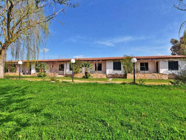 Villa Indipendente in vendita a Alghero, Sardigna/Sardegna