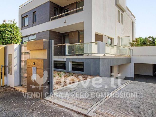 Villa Indipendente in vendita a Sant'Orsola, Cala Di Volpe