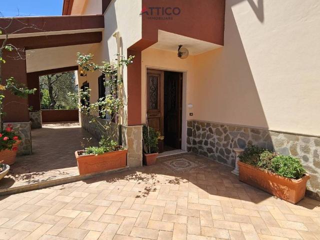 Villa Indipendente in vendita a Lu Fangazzu, Cala Di Volpe
