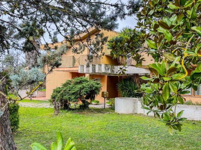 Villa Indipendente in vendita a Rizzeddu, Cala Di Volpe