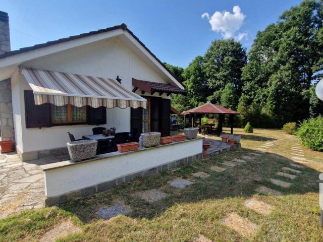 Villa Indipendente in vendita a Bastia Sottana, Sassello