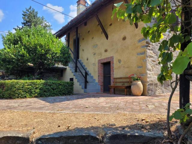 Villa Indipendente in vendita a Costa, Sassello