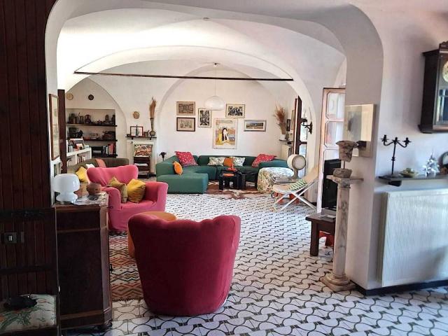 Villa Indipendente in vendita a Costa, Sassello