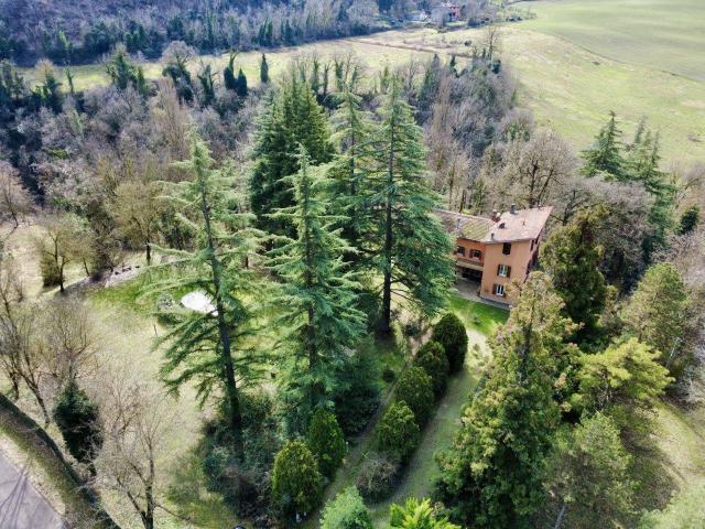Rustico in vendita a Unione dei comuni Valli del Reno, Lavino e Samoggia, Sasso Marconi