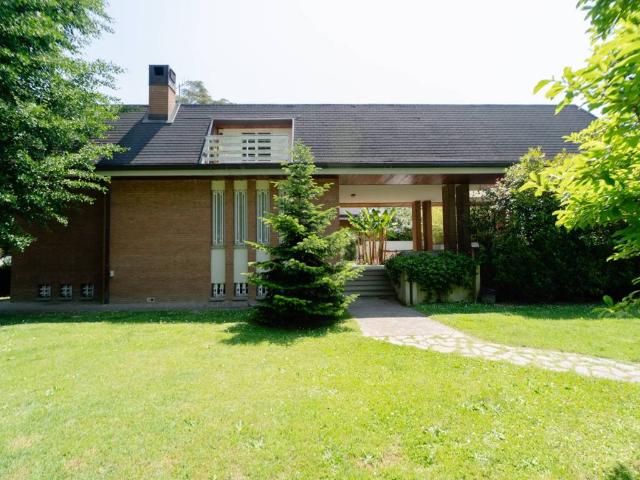 Villa Indipendente in vendita a Unione dei comuni Valli del Reno, Lavino e Samoggia, Sasso Marconi