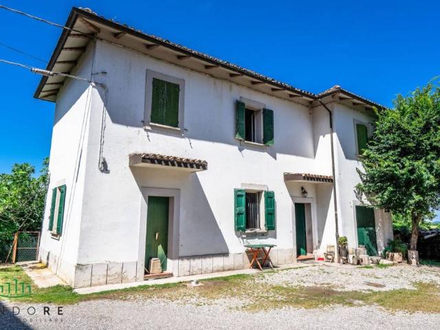 Villa Indipendente in vendita a Unione dei comuni Valli del Reno, Lavino e Samoggia, Sasso Marconi