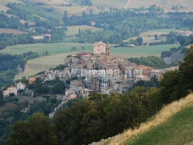 Villa Indipendente in vendita a Sassocorvaro Auditore, Marche