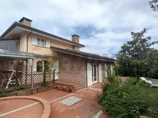Villa Indipendente in vendita a Sassofeltrio, Reggio Emilia