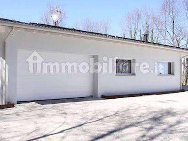 Villa Indipendente in vendita a Sassofeltrio, Reggio Emilia