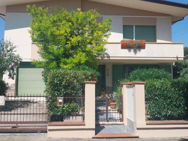 Villa Indipendente in vendita a Sassofeltrio, Reggio Emilia