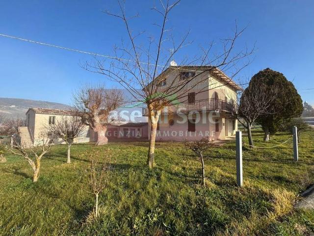 Villa Indipendente in vendita a Marche, Ancona