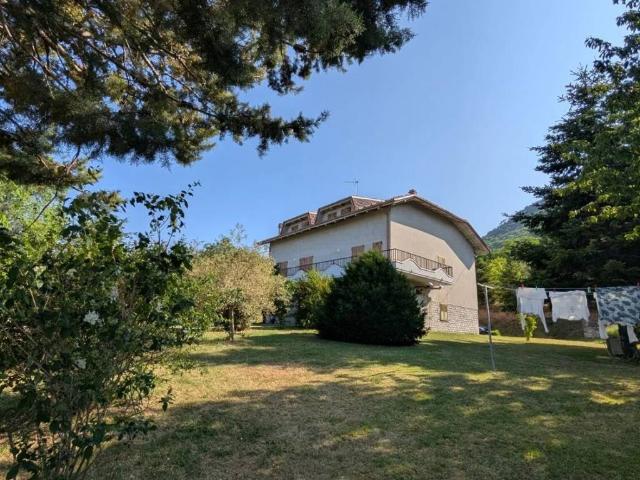 Villa Indipendente in vendita a Marche, Ancona