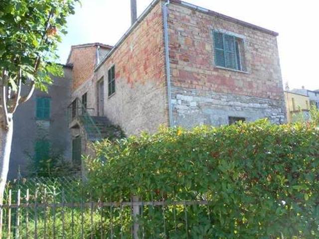 Villa Indipendente in vendita a Castello, Marche