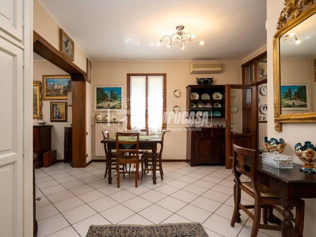 Villa Indipendente in vendita a Unione dei comuni del Distretto Ceramico, Sassuolo