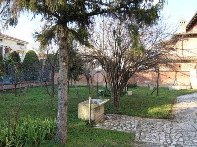 Villa Indipendente in vendita a Unione dei comuni del Distretto Ceramico, Sassuolo