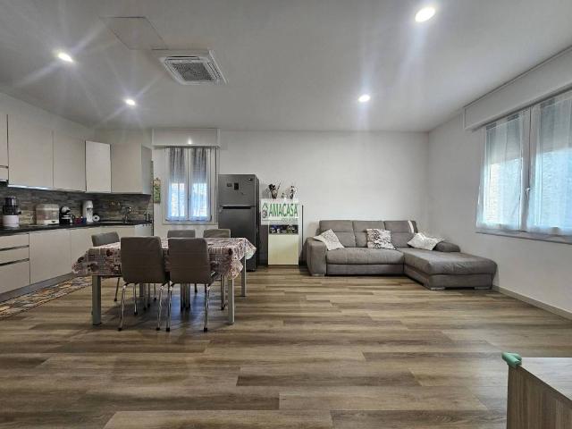Villa Indipendente in vendita a Tresinaro - Secchia, Re