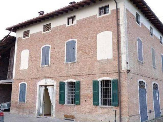 Villa Indipendente in vendita a Unione dei comuni del Distretto Ceramico, Sassuolo
