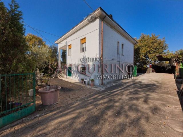 Villa Indipendente in vendita a Unione dei comuni del Distretto Ceramico, Sassuolo
