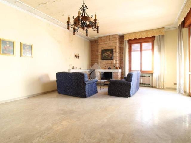 Villa Indipendente in vendita a Unione dei comuni del Distretto Ceramico, Sassuolo