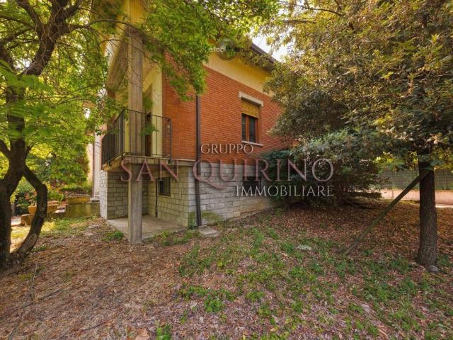 Villa Indipendente in vendita a Unione dei comuni del Distretto Ceramico, Sassuolo