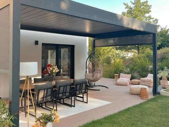 Villa Indipendente in vendita a Unione dei comuni del Distretto Ceramico, Sassuolo