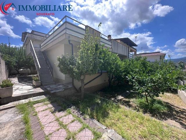 Villa Indipendente in vendita a Martelli, Calabria