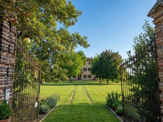 Villa Indipendente in vendita a Savigliano, Cuneo