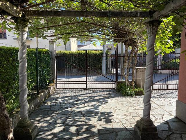 Villa Indipendente in vendita a Piemonte, Cuneo
