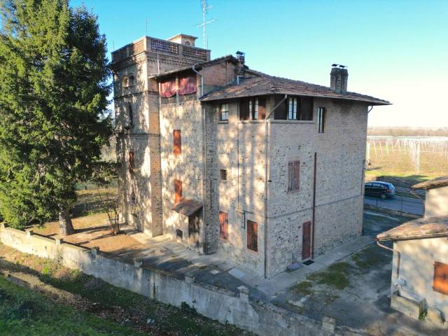 Villa Indipendente in vendita a Unione di comuni Terre di Castelli, Savignano Sul Panaro
