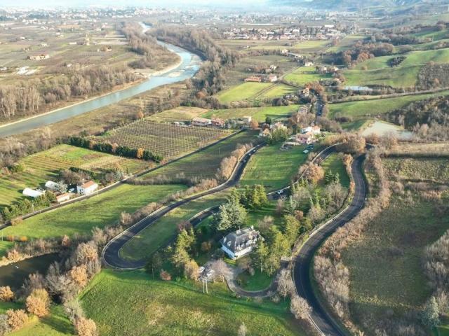 Villa Indipendente in vendita a Unione di comuni Terre di Castelli, Savignano Sul Panaro