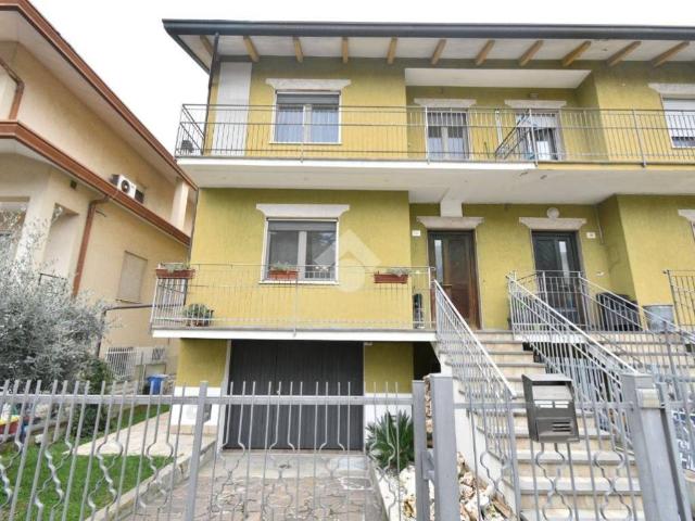 Villa Indipendente in vendita a Savignano Sul Rubicone, Reggio Emilia
