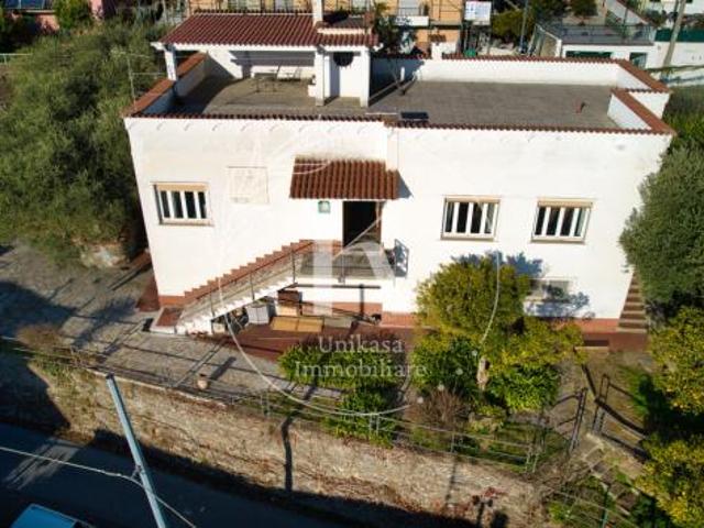 Villa Indipendente in vendita a Albisola Capo, Liguria