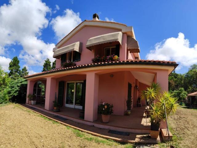 Villa Indipendente in vendita a Olivetta, Albisola Capo