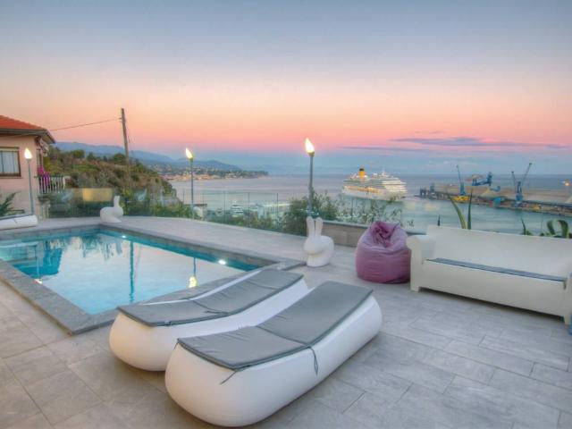 Villa Indipendente in vendita a Villetta, Albisola Capo
