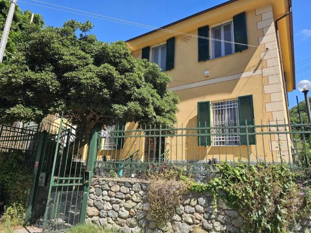 Villa Indipendente in vendita a Rusca, Albisola Capo